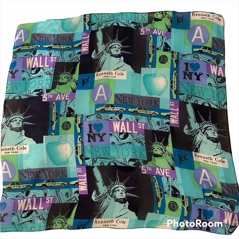 Kenneth Cole Silk Scarf NY Icons Statue of Liberty